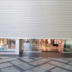 serranda negozio abbigliamento