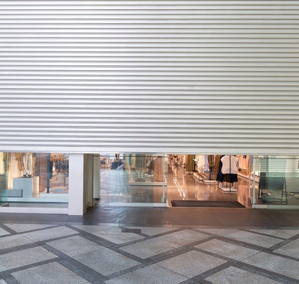 serranda negozio abbigliamento serranda negozio abbigliamento