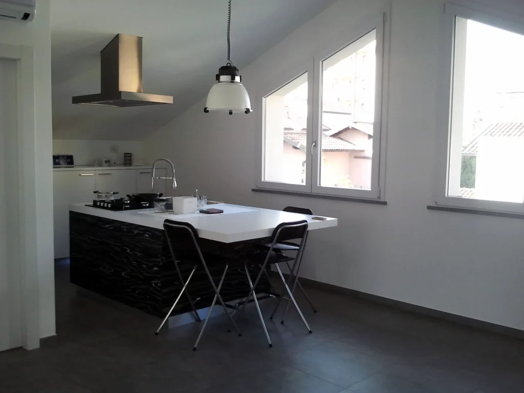 serramento fuori squadra cornaredo